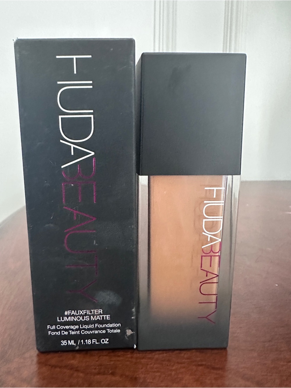 HUDA BEAUTY FauxFilter Luminous Matte Full Coverage Liquid Foundation